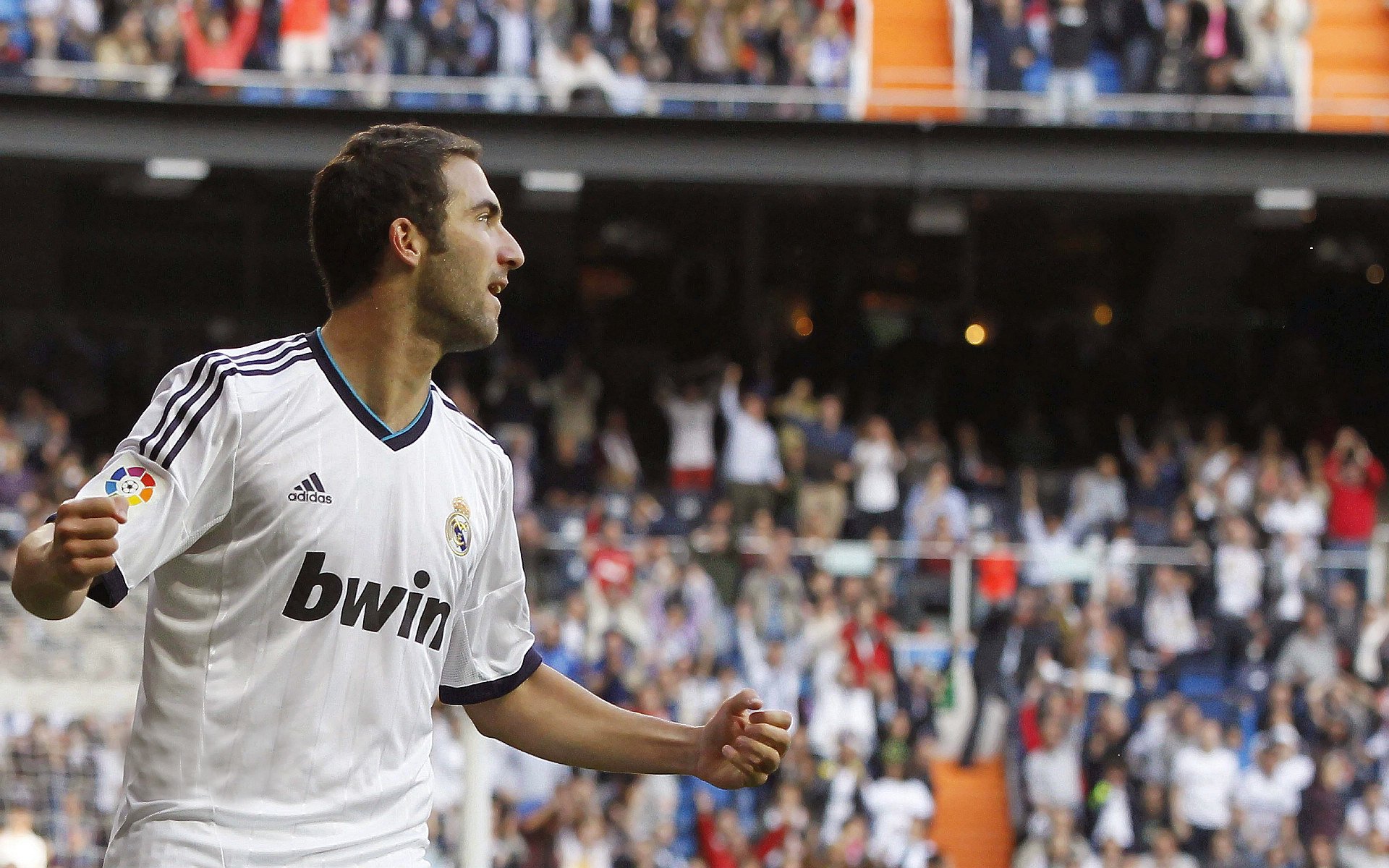 沙特关键战突围西班牙，坎特在沙漠中展现被遗忘的巨星价值