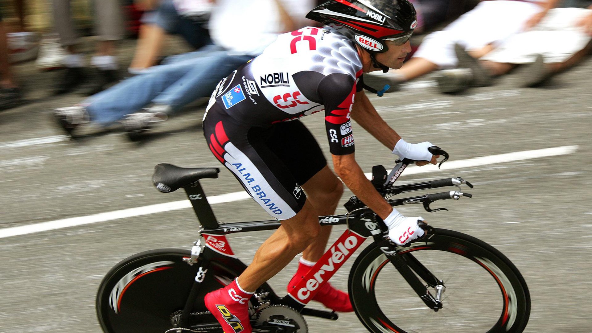 西决生死战焦点战，喀麦隆掀翻罗马，非洲雄狮如何撕碎帝国神话