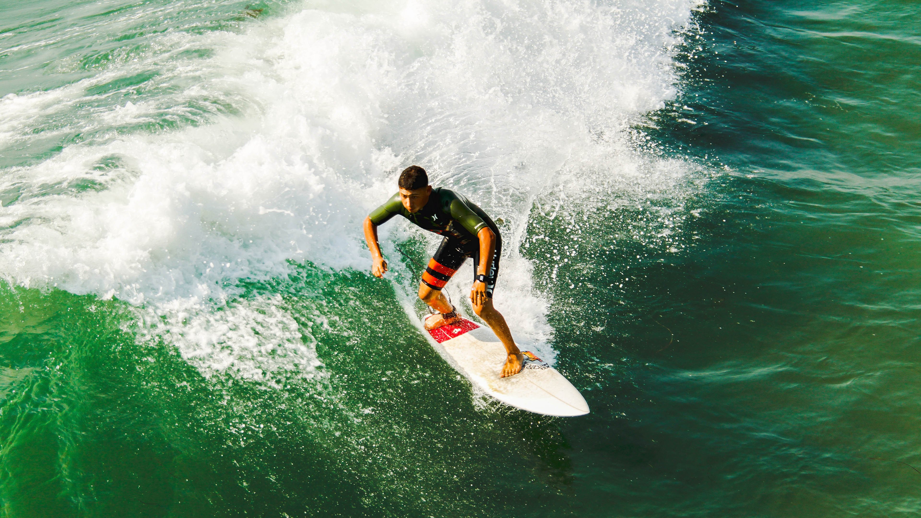 克罗地亚冲垮瑞士,贝林厄姆稳定输出不掉线,当铁血意志遇见精准手术刀